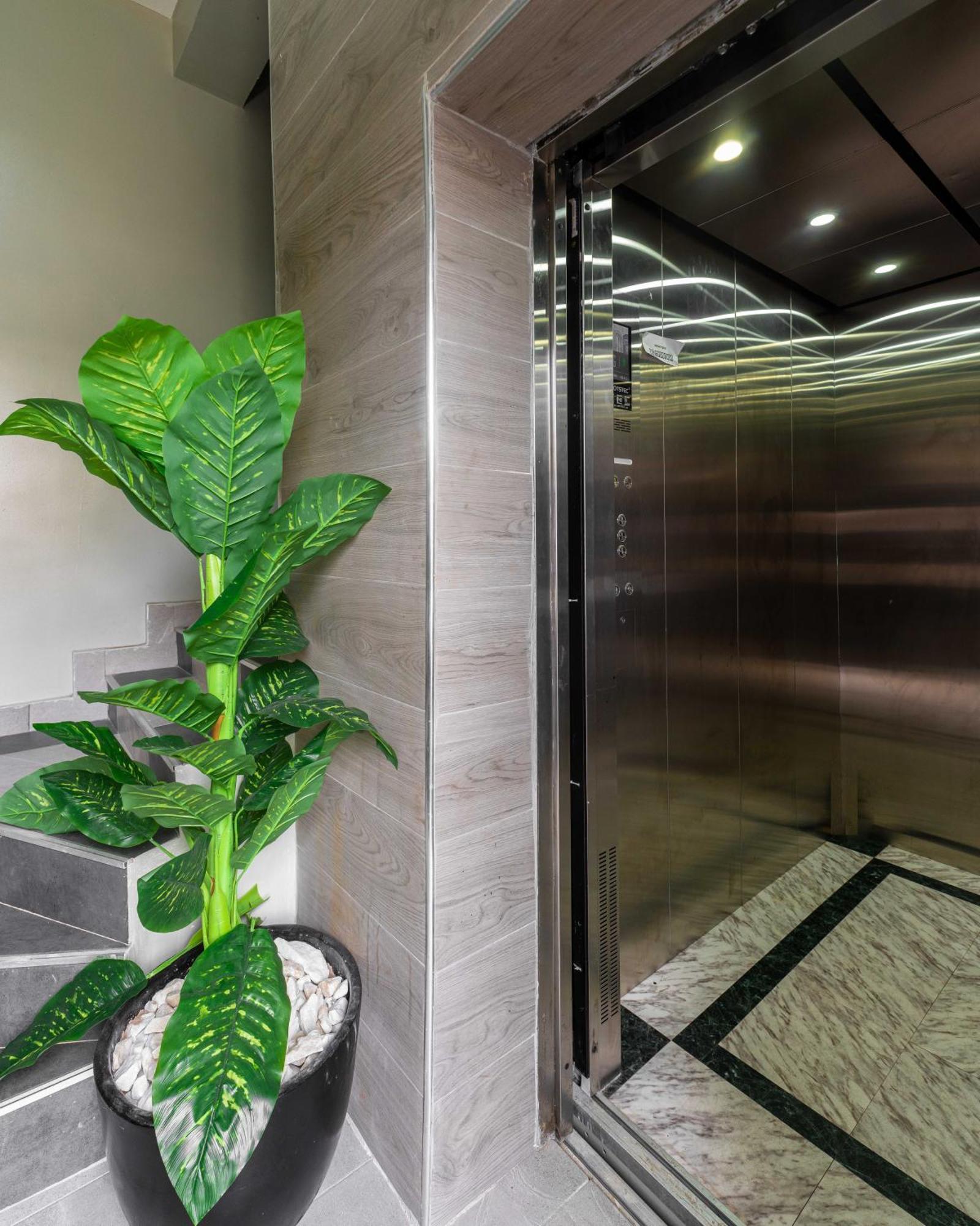 George Residence Ikoyi Lagos Luaran gambar